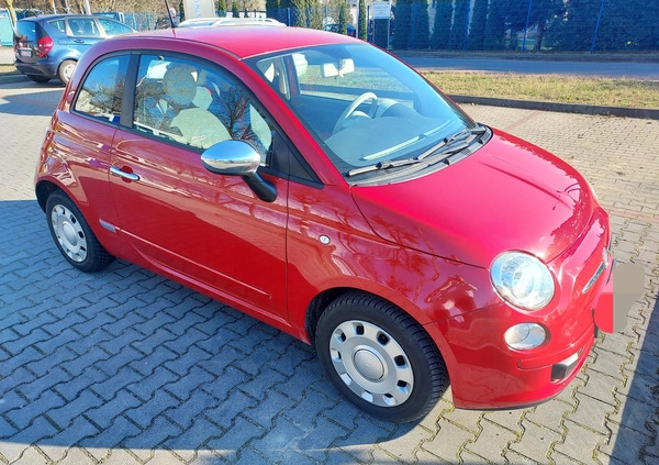 Fiat 500 cena 28500 przebieg: 129000, rok produkcji 2015 z Mosina małe 67